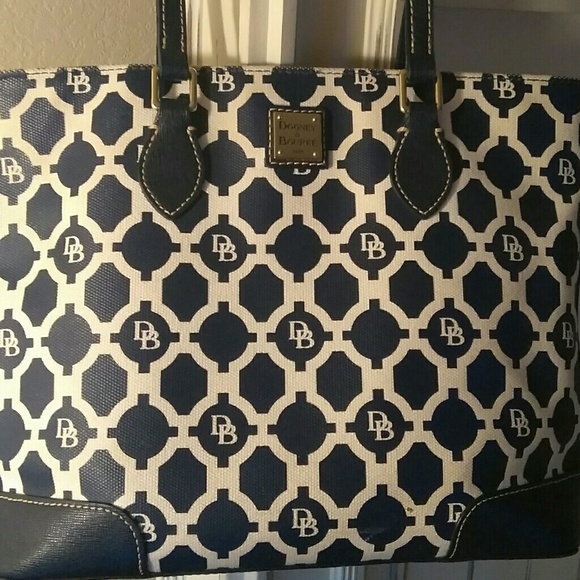 Dooney & Bourke Lois Tote Sanibel Collection - Picture 2 of 8